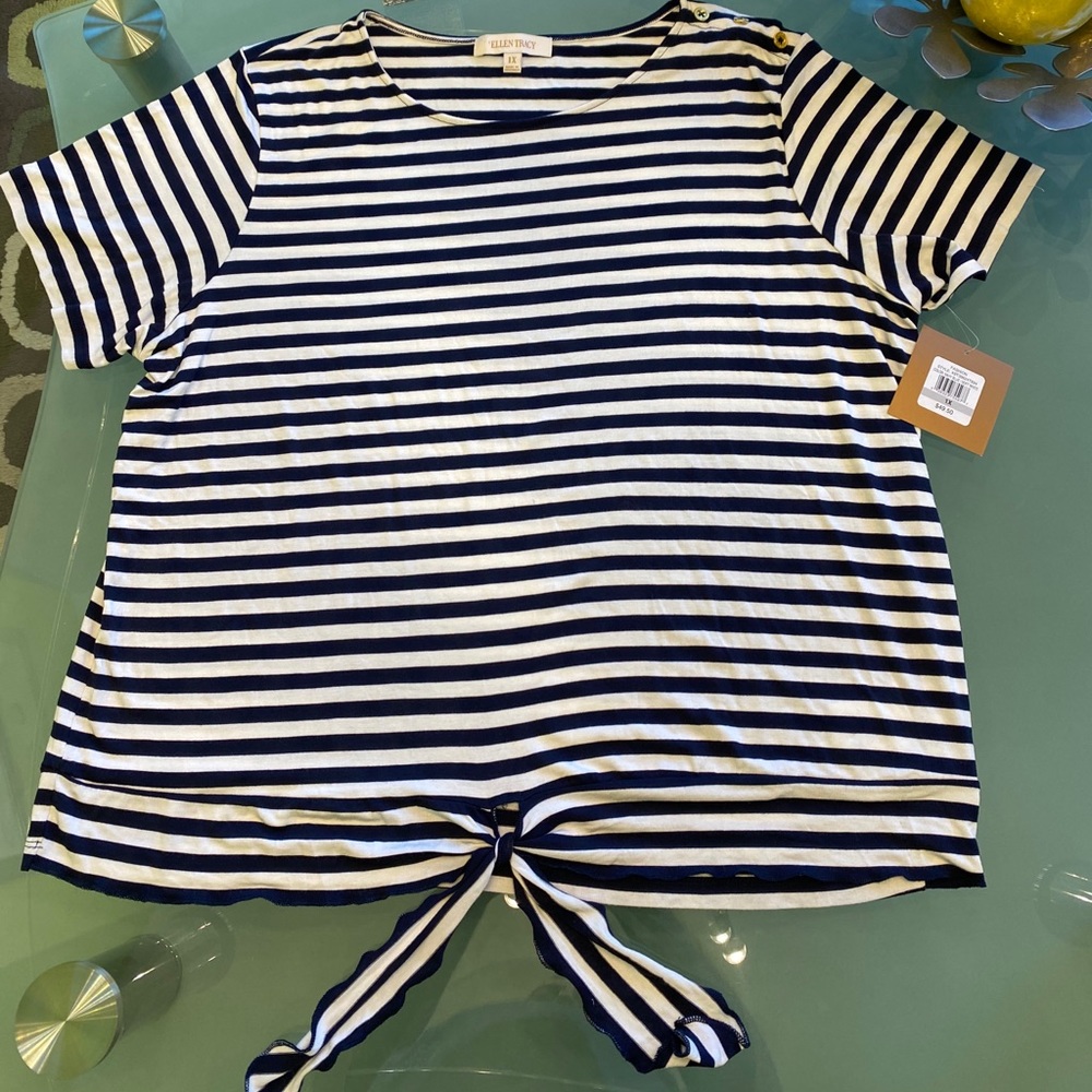 Ellen Tracy Black and White Stripped Top